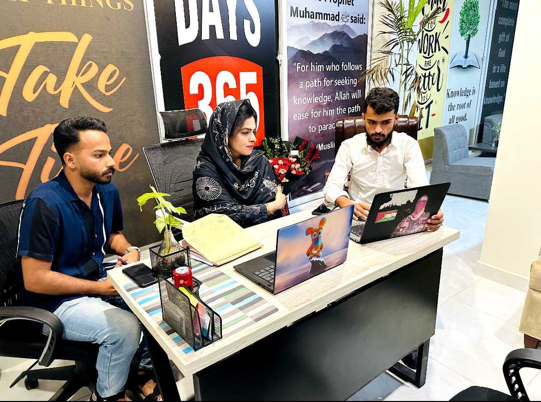 Madam Habiba leading mindfulness session at Arwa Technologies